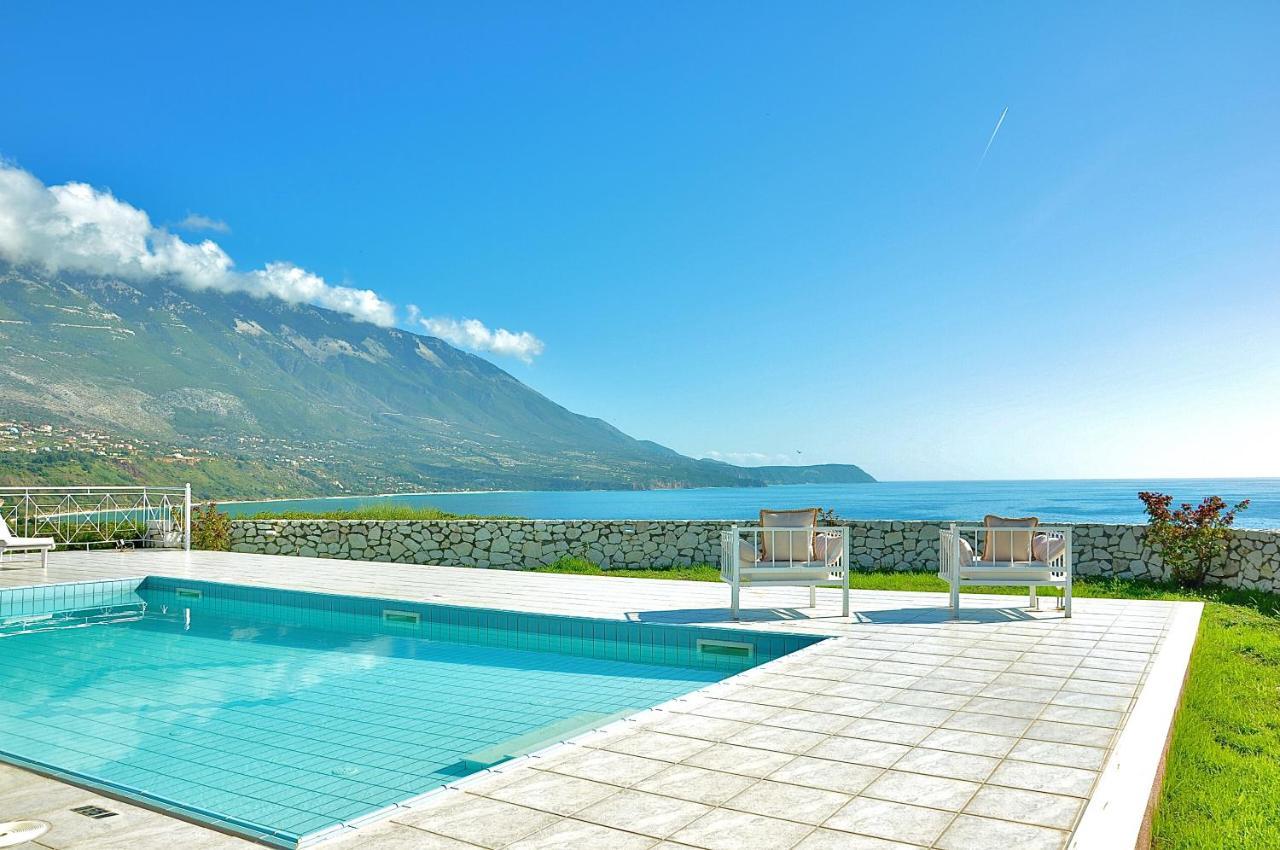 Seafront Villa Kefaloniaprivatevillas Trapezaki  Bagian luar foto